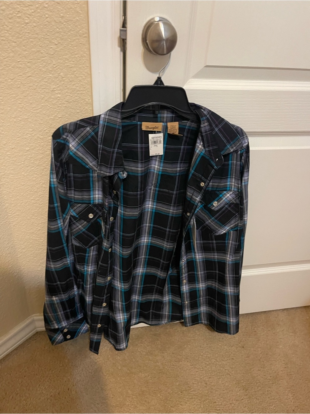 Wrangler Men's Black & Teal Plaid Western Shirt